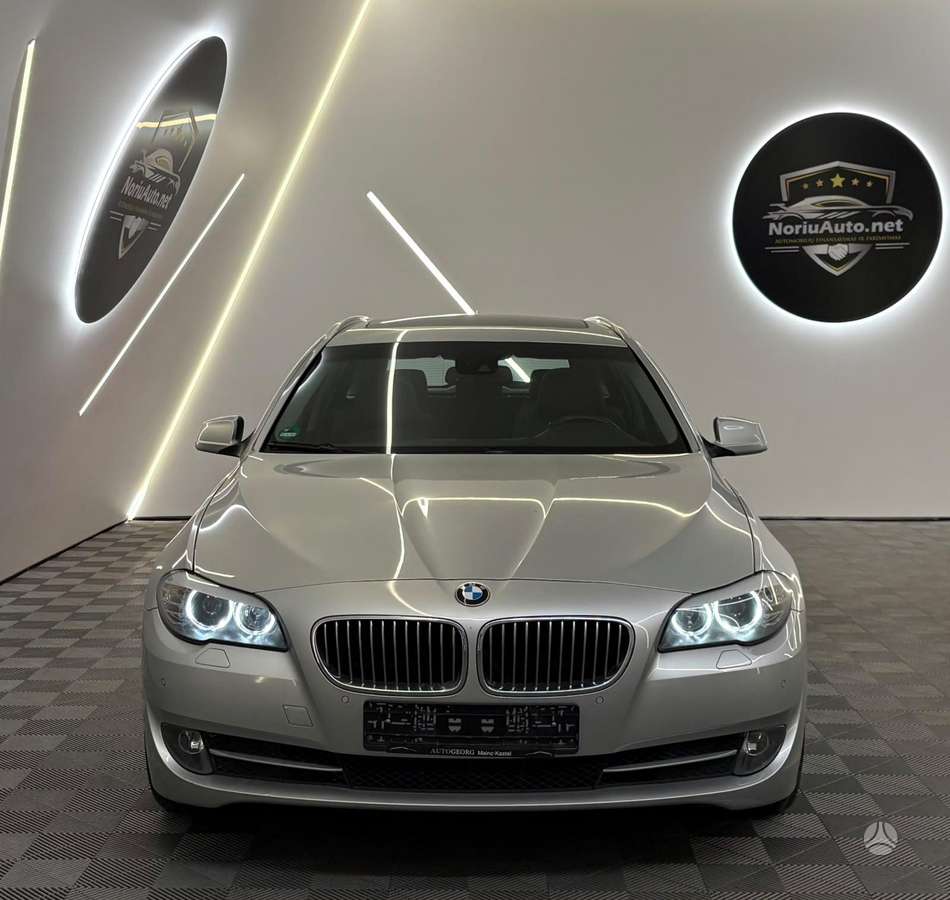 BMW 530, 3.0 l., wagon