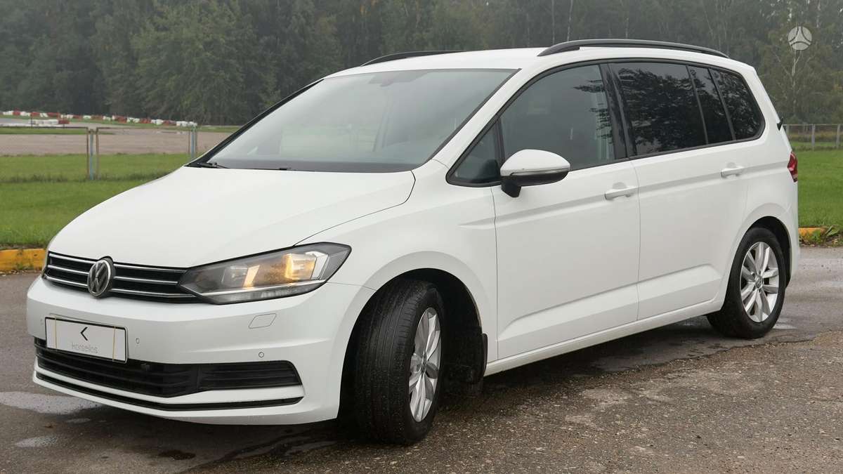 Volkswagen Touran - 2