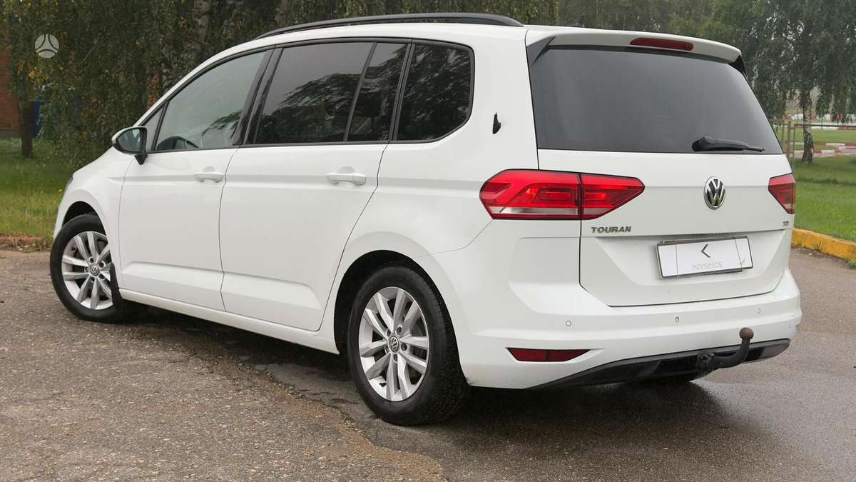 Volkswagen Touran - 3