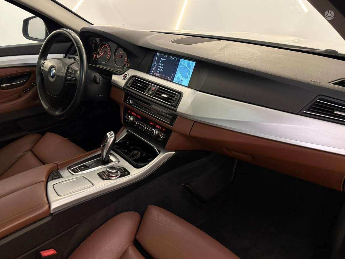 BMW 530, 3.0 l., wagon