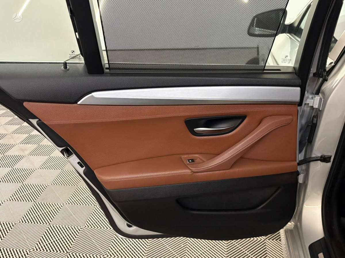 BMW 530, 3.0 l., wagon