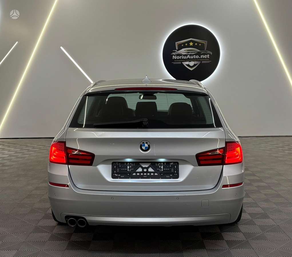 BMW 530, 3.0 l., wagon