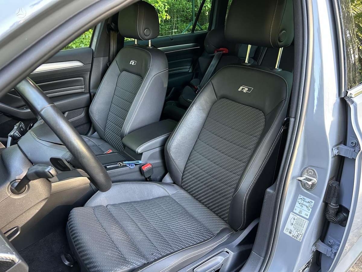 Volkswagen Passat - 8
