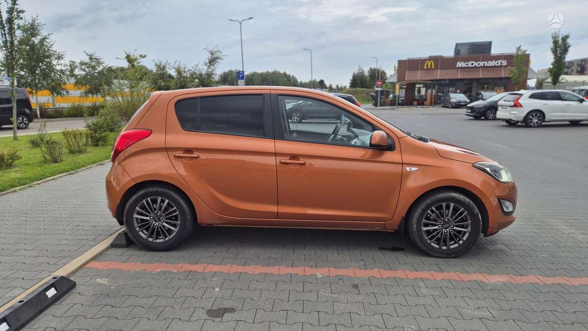 Hyundai i20 - 6