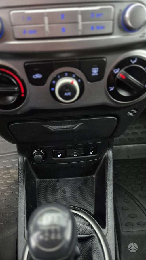 Hyundai i20 - 12
