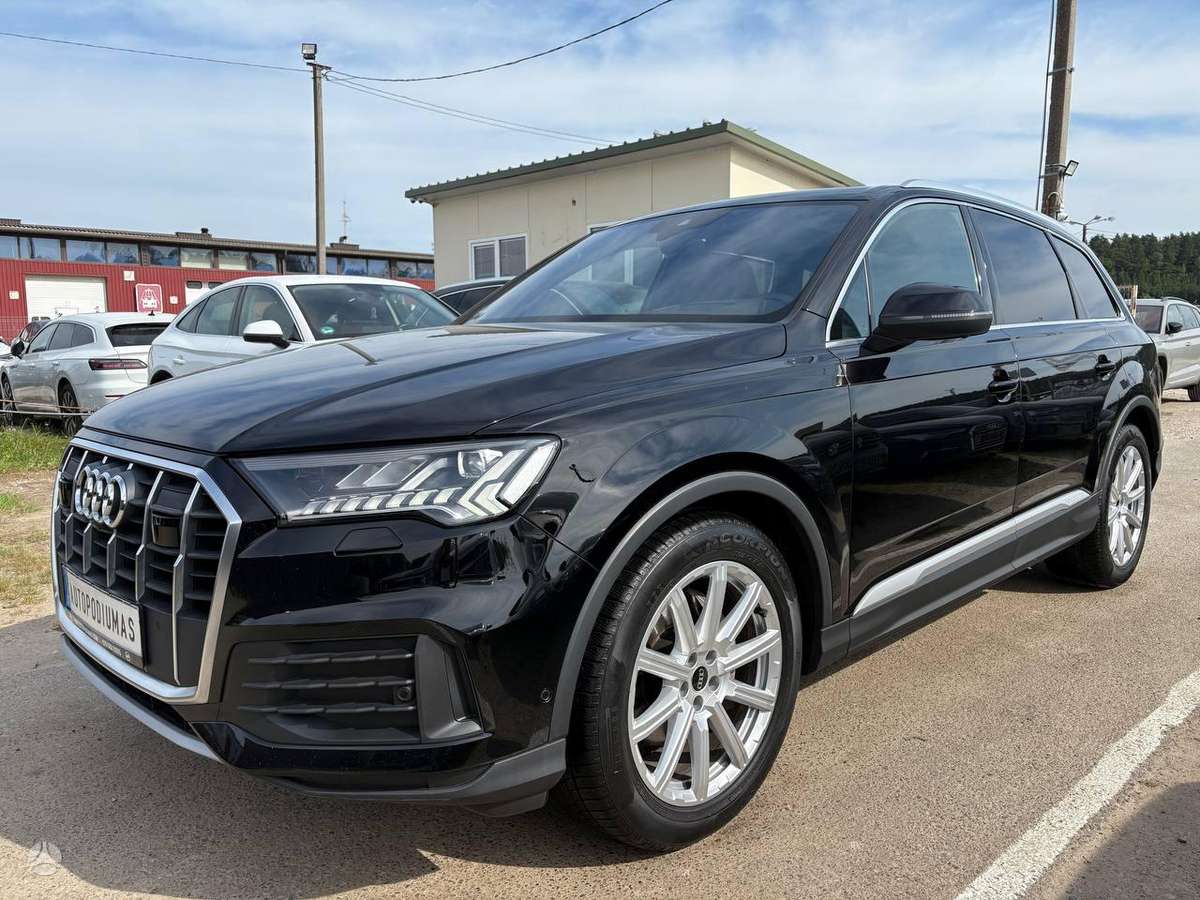 Audi Q7 - 1