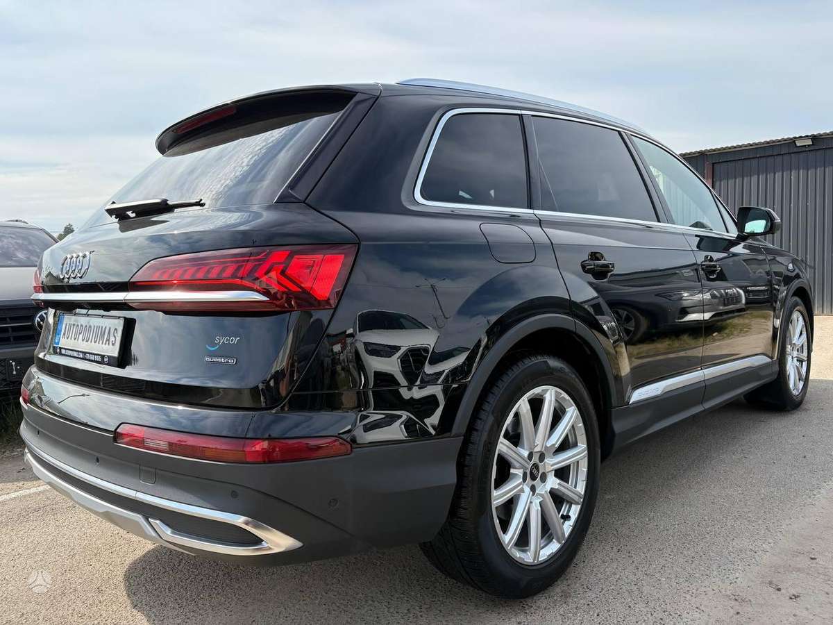 Audi Q7 - 8