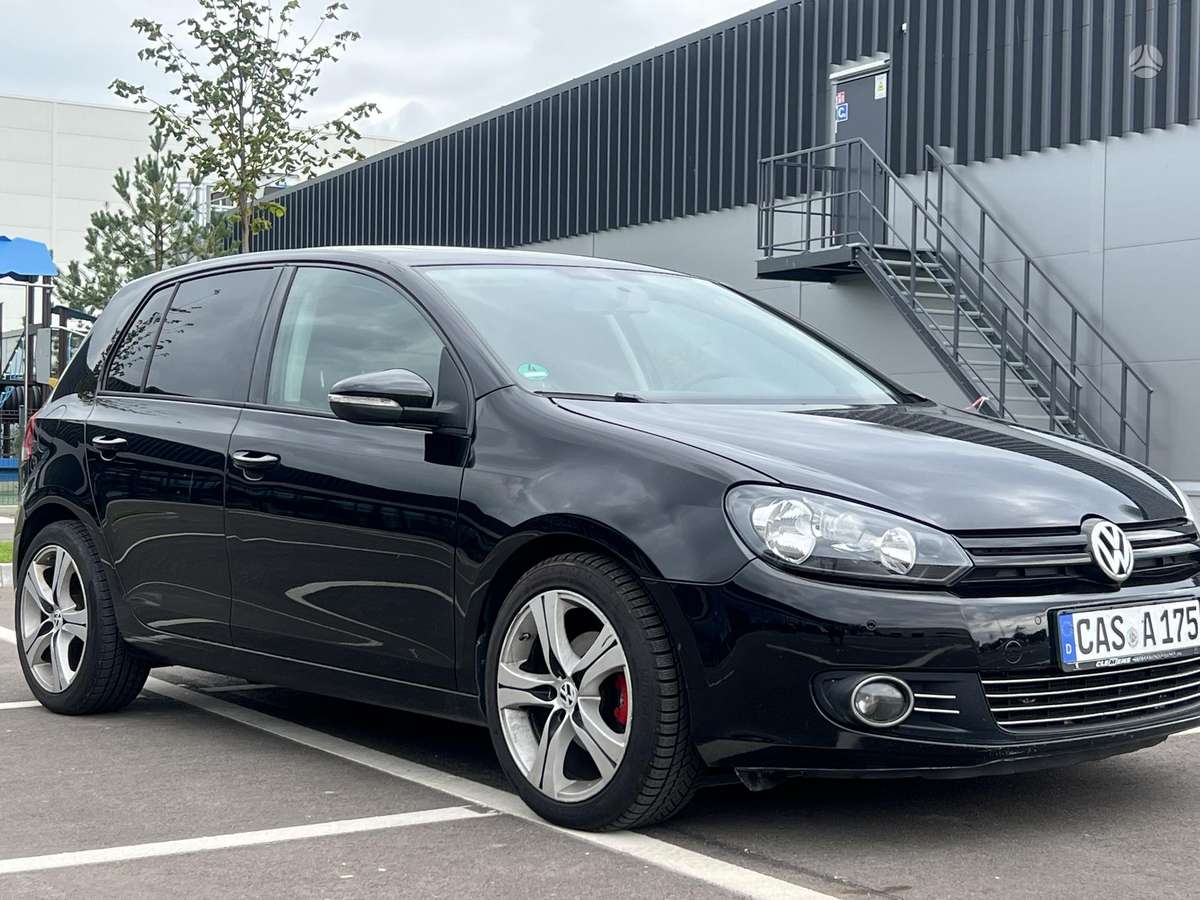 Volkswagen Golf - 3