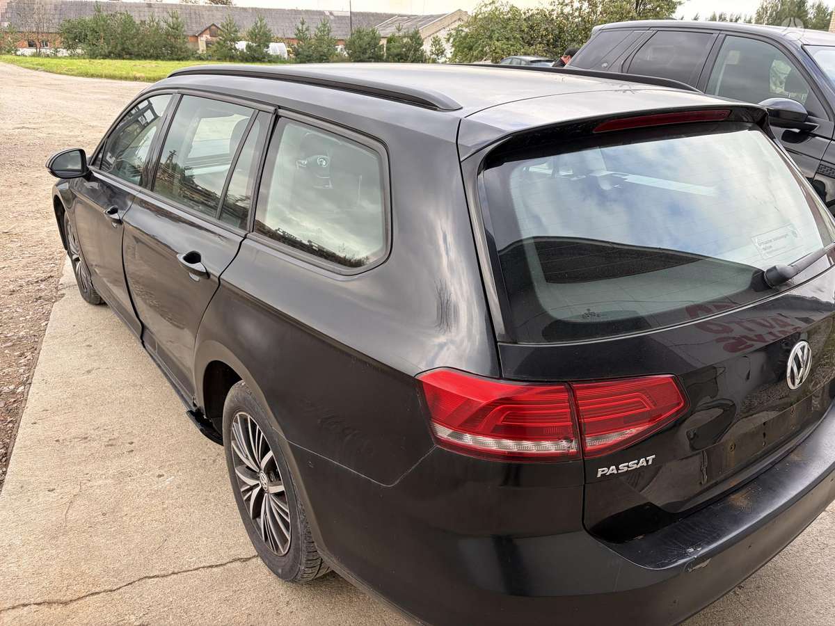 Volkswagen Passat Turim sedana karavana