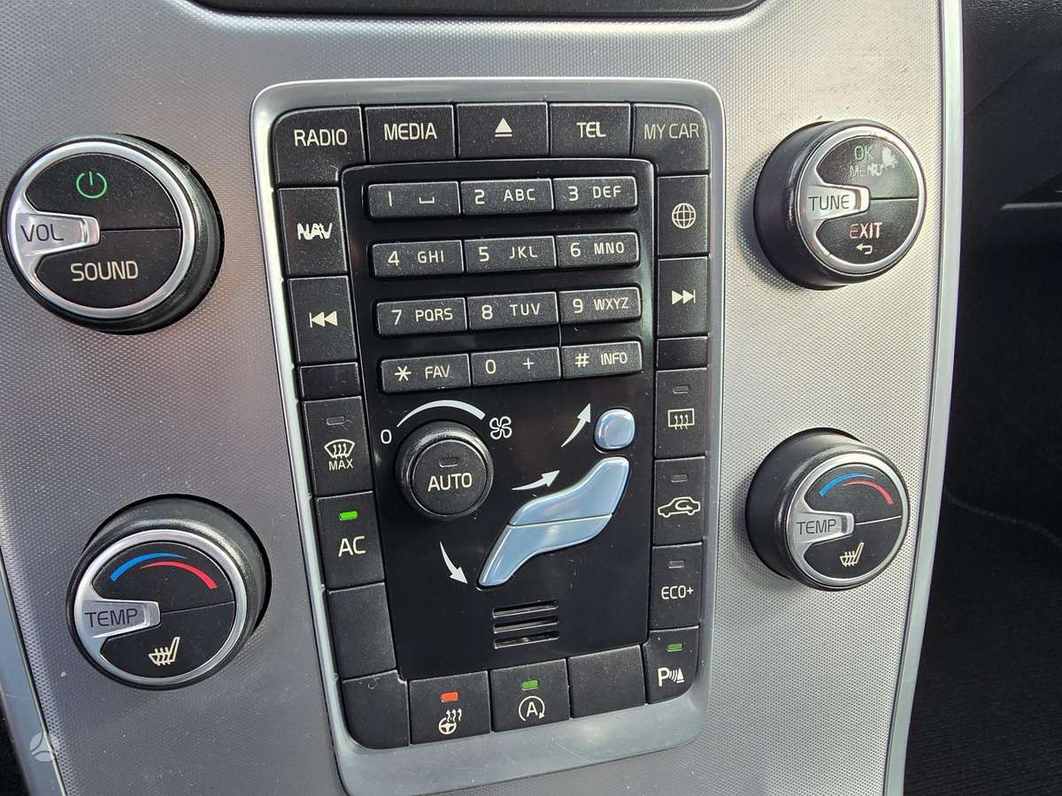 Volvo V70, 2.0 l., Универсал