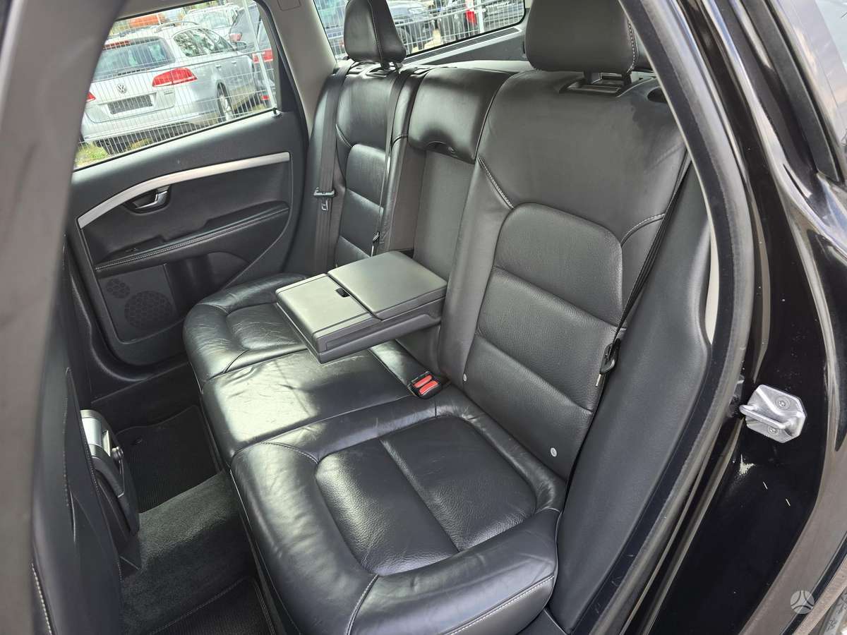 Volvo V70, 2.0 l., wagon