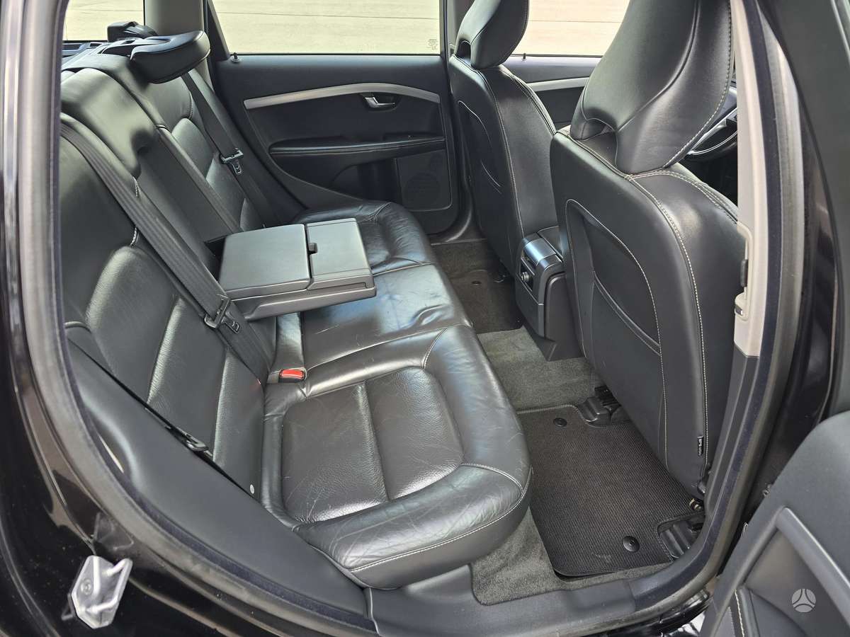 Volvo V70, 2.0 l., Универсал
