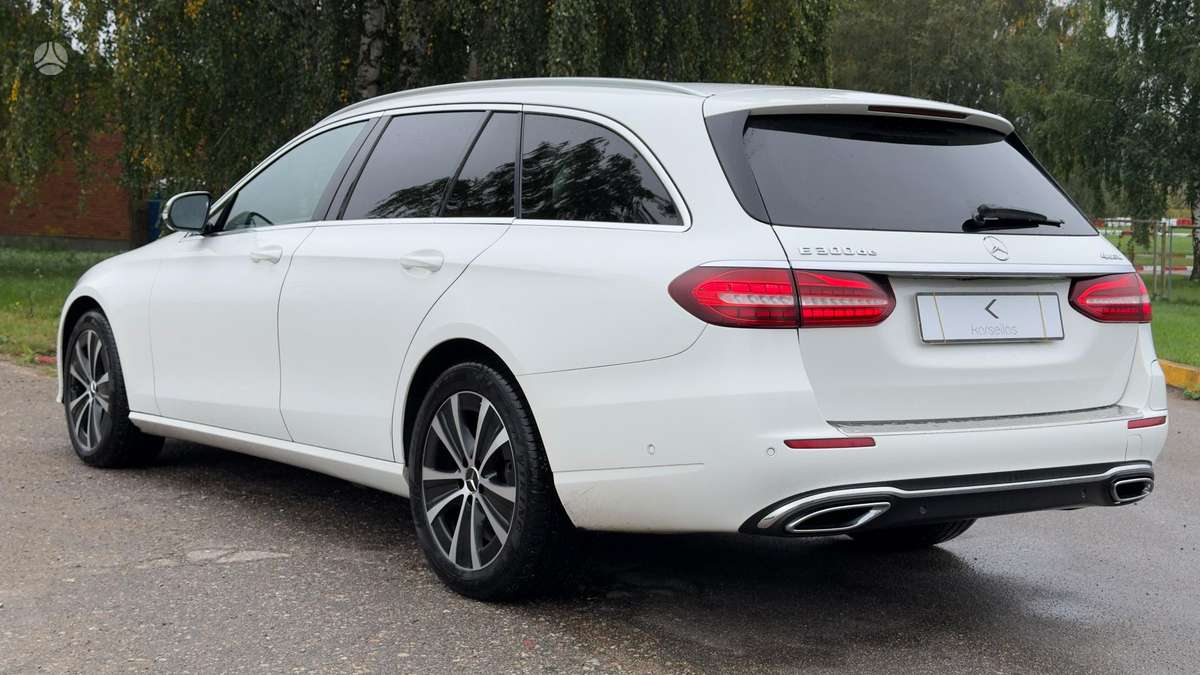 Mercedes-Benz E300 - 8