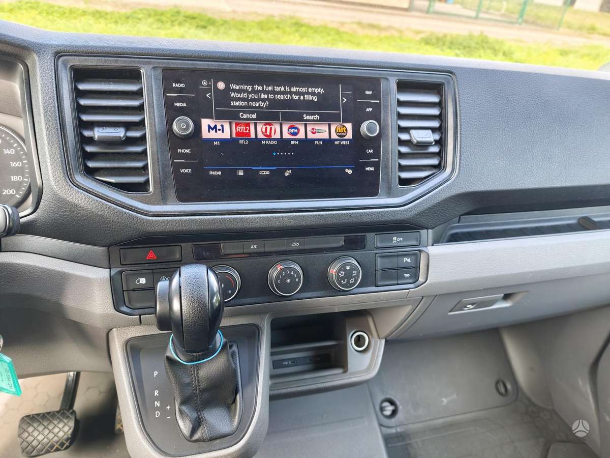 Volkswagen Crafter - 12