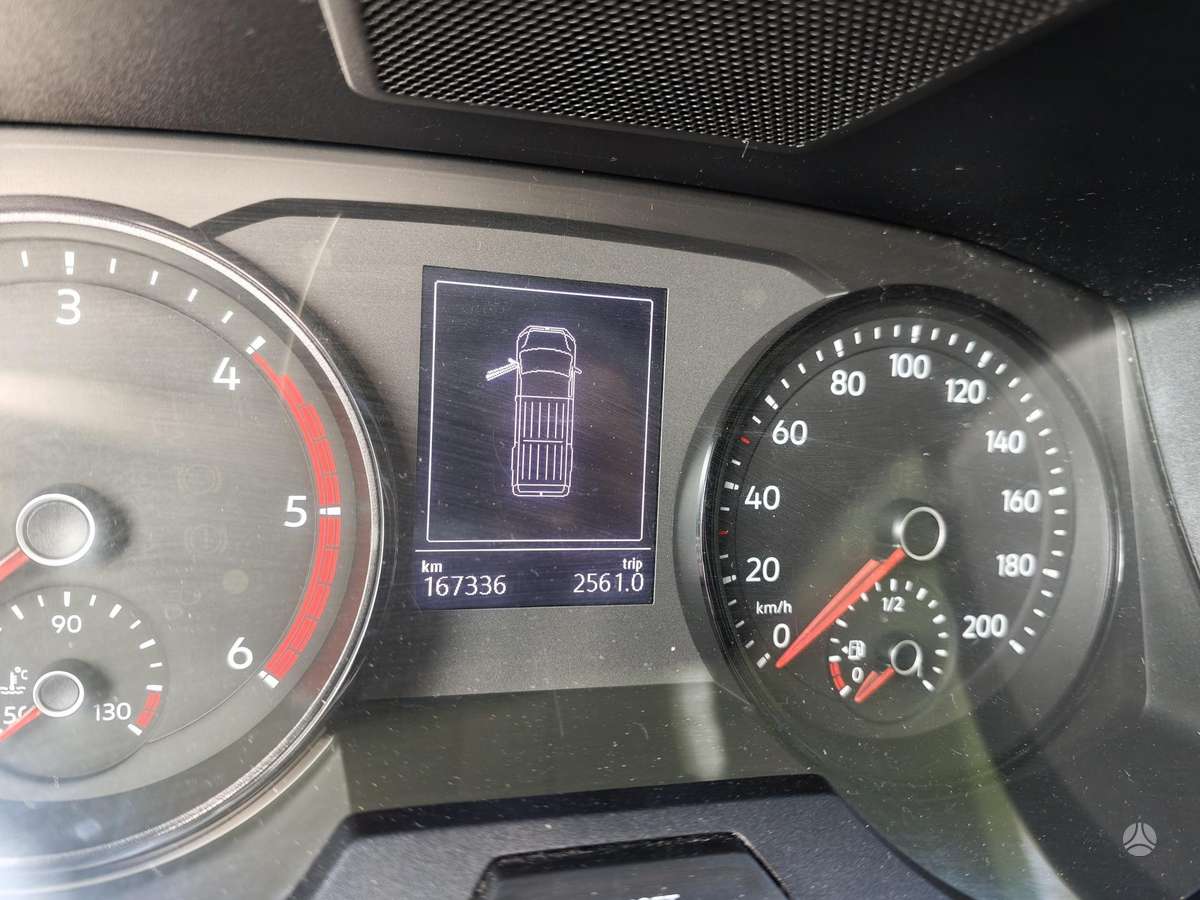 Volkswagen Crafter - 11