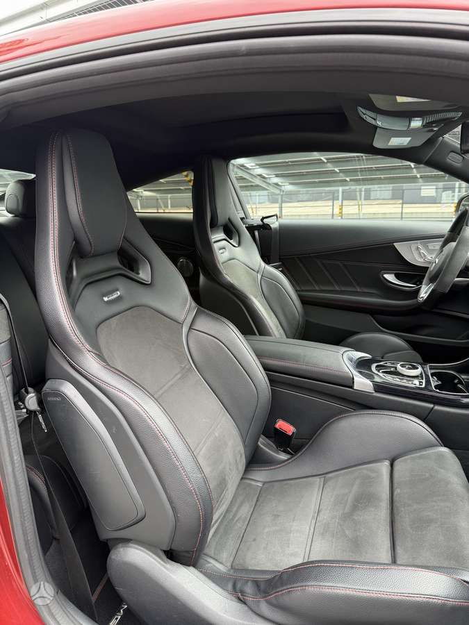 Mercedes-Benz C43 AMG - 9