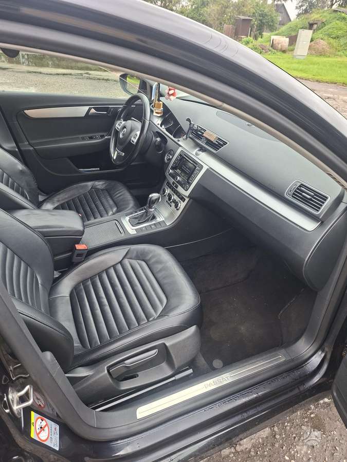 Volkswagen Passat, 2.0 l., Универсал