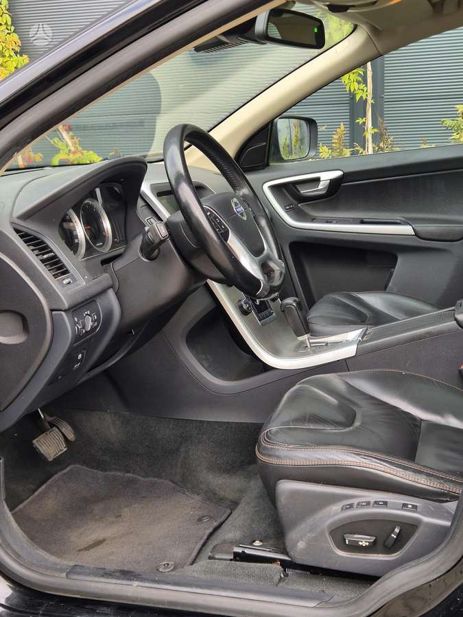 Volvo XC60 - 8
