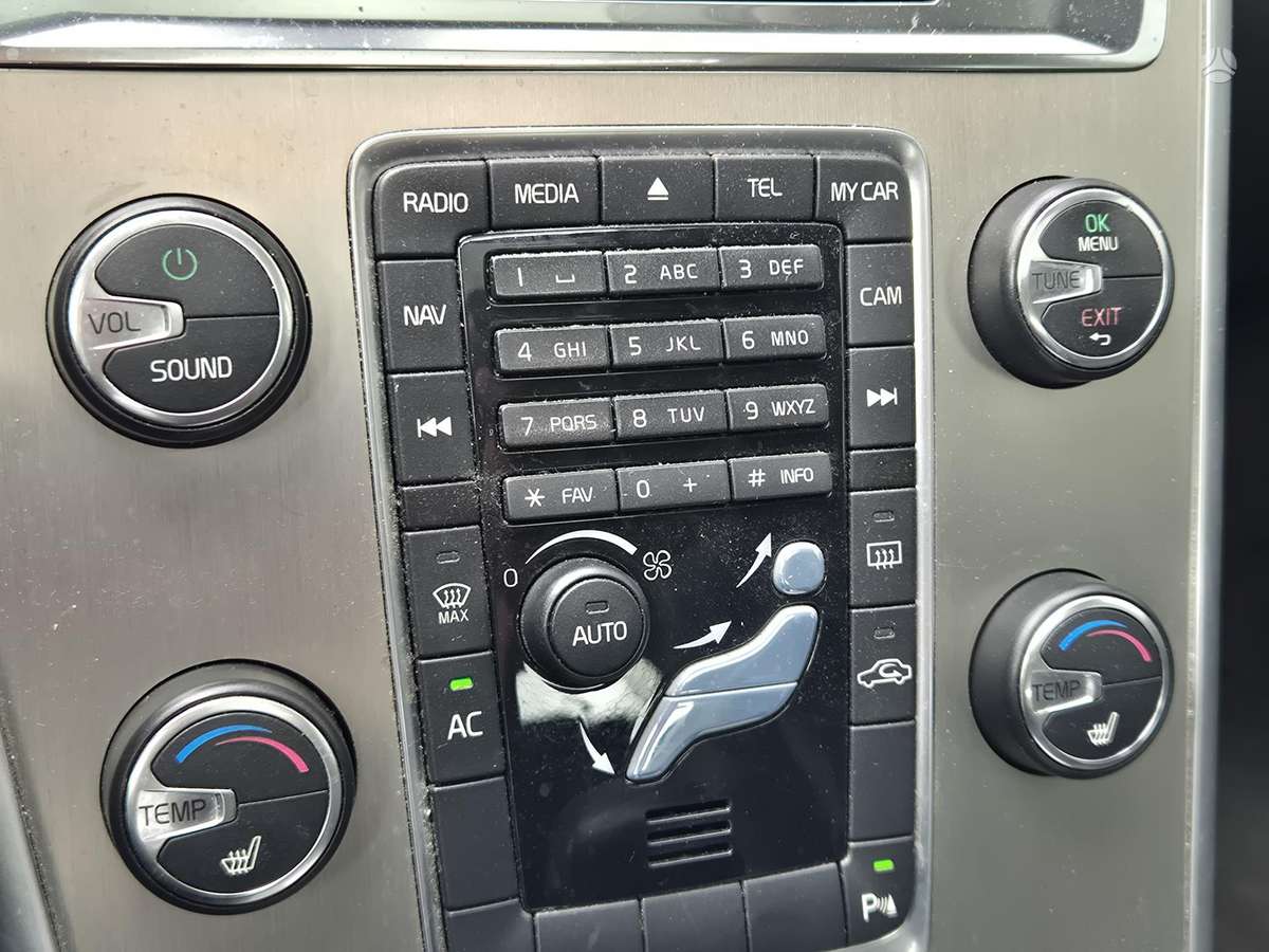 Volvo XC60 - 11