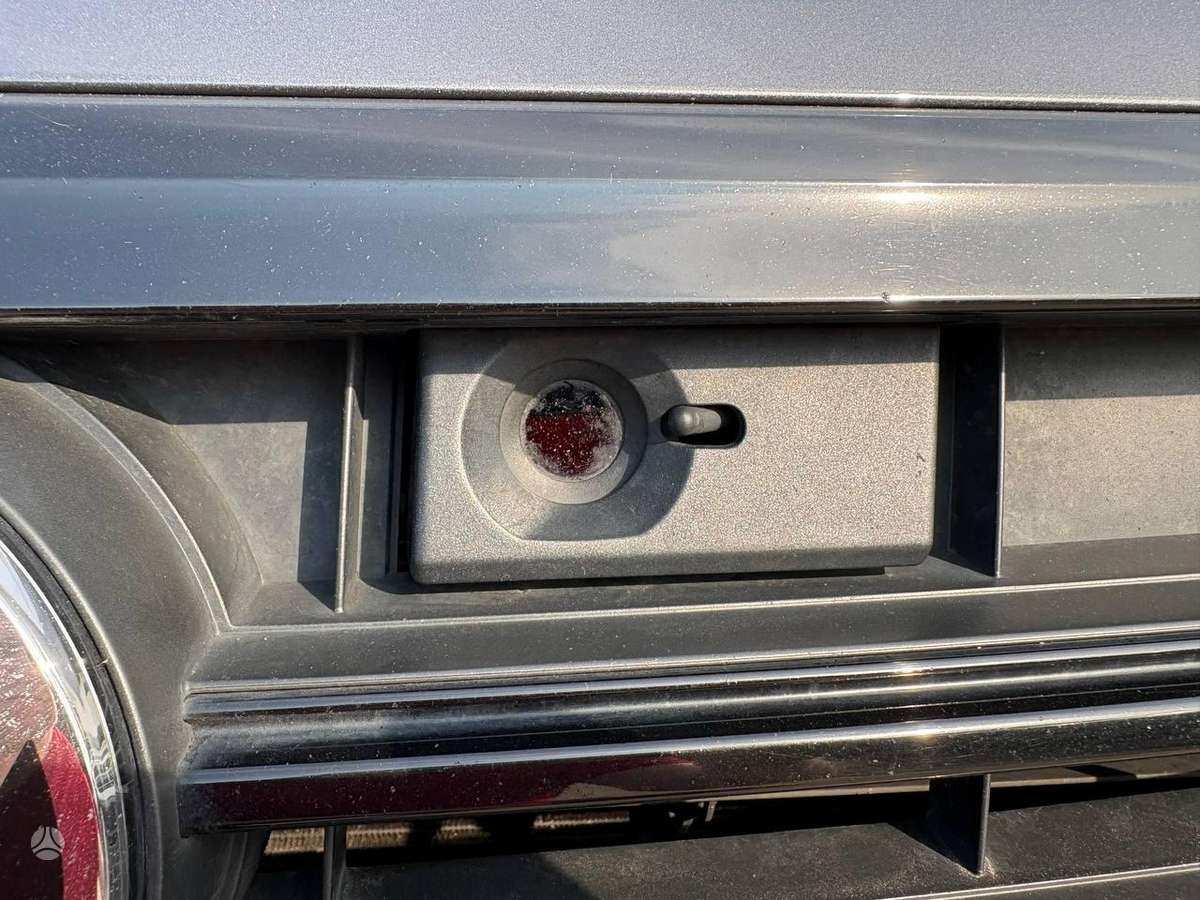 Volkswagen Touareg - 6