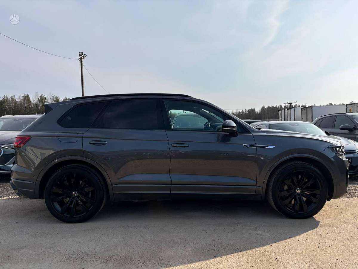 Volkswagen Touareg - 3