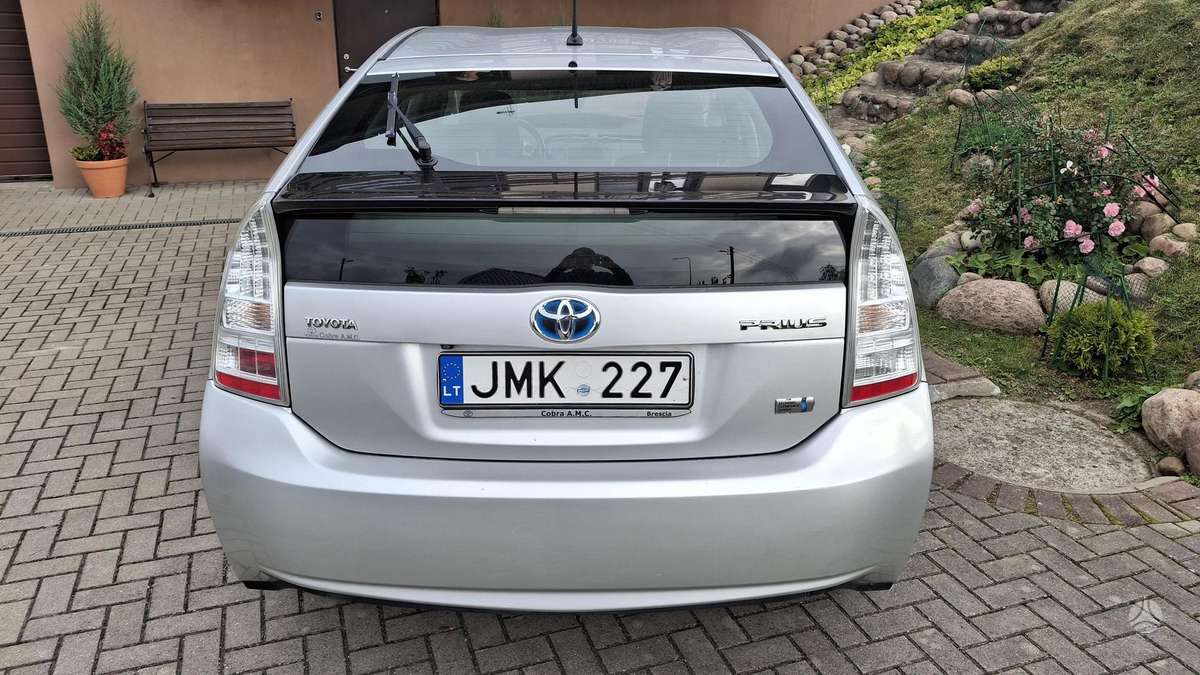 Toyota Prius - 1