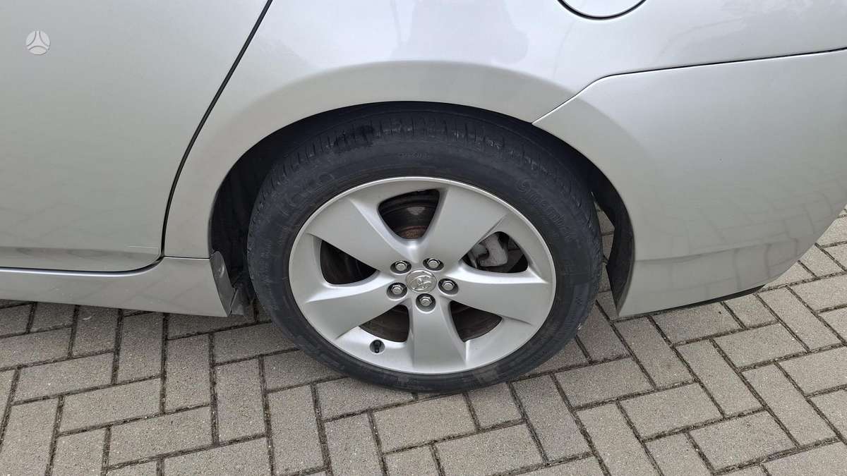 Toyota Prius - 7