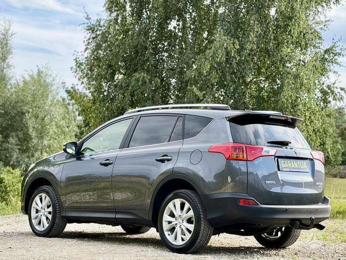 Toyota RAV4 - 3