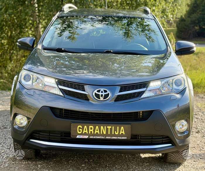 Toyota RAV4 - 5