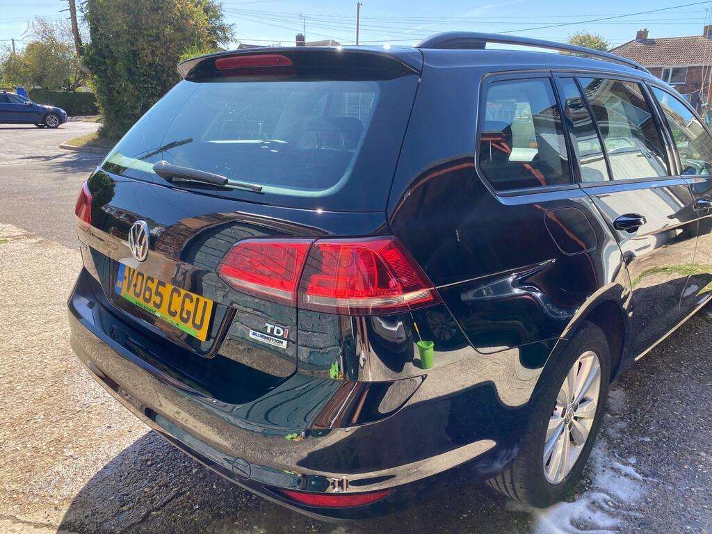 Volkswagen Golf - 4