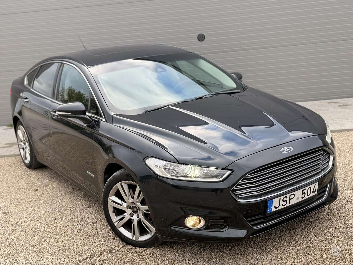 Ford Fusion - 2