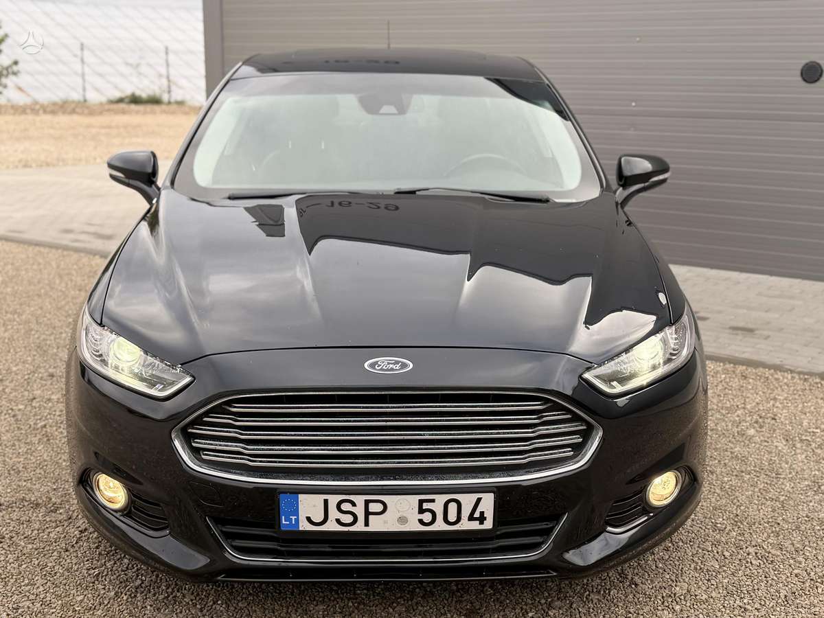 Ford Fusion - 5