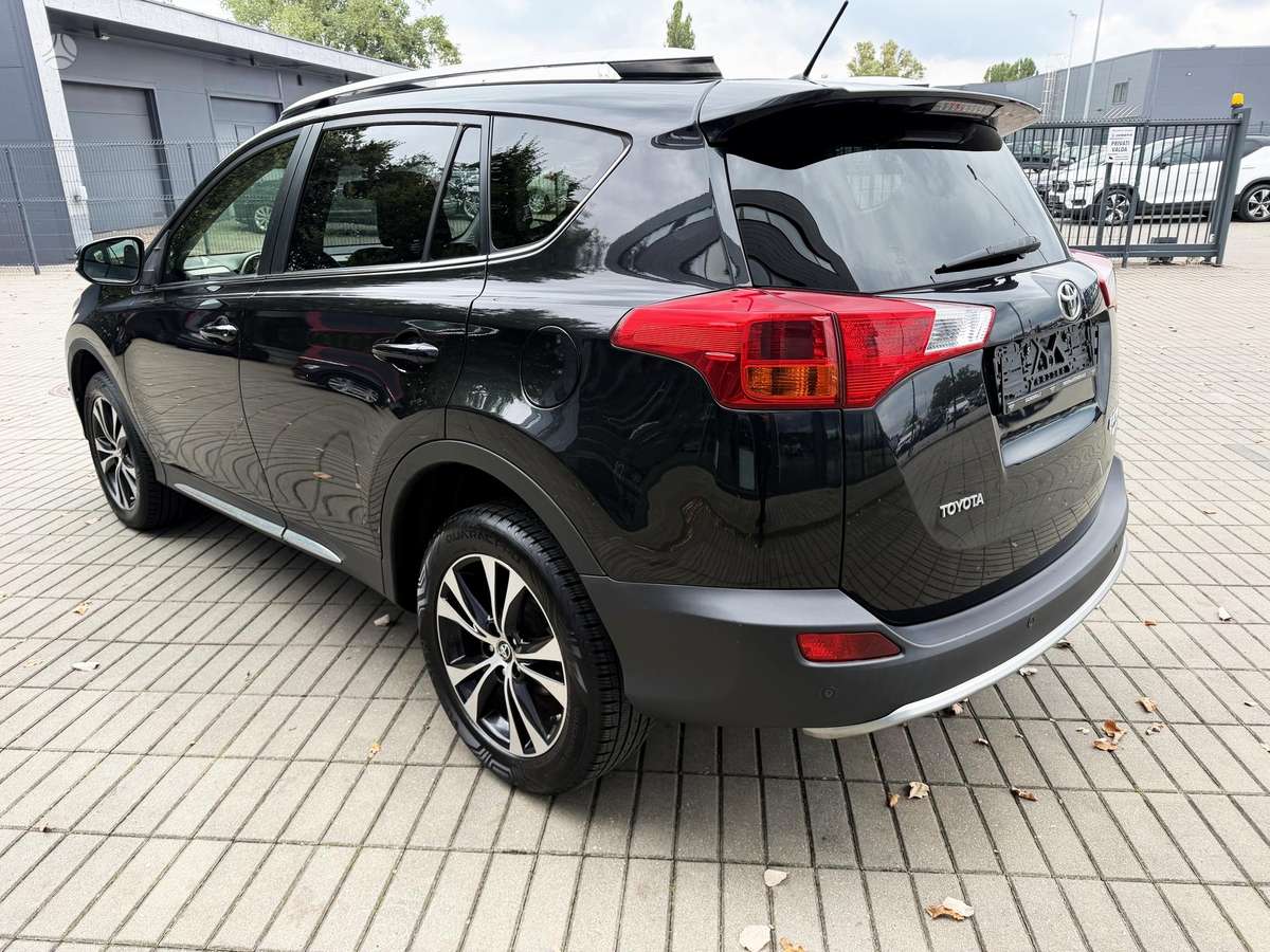 Toyota RAV4 - 4