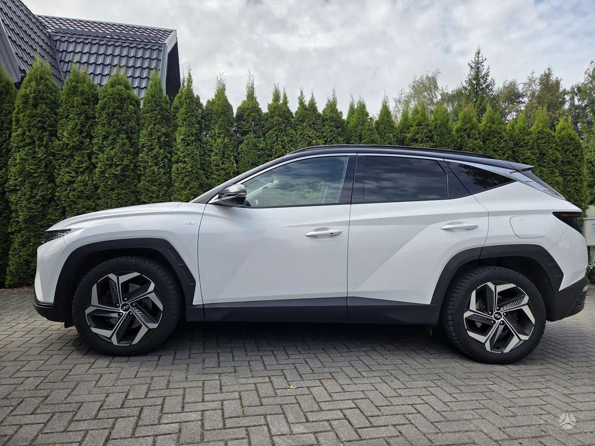 Hyundai Tucson - 2