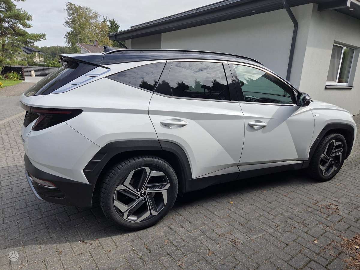 Hyundai Tucson - 4