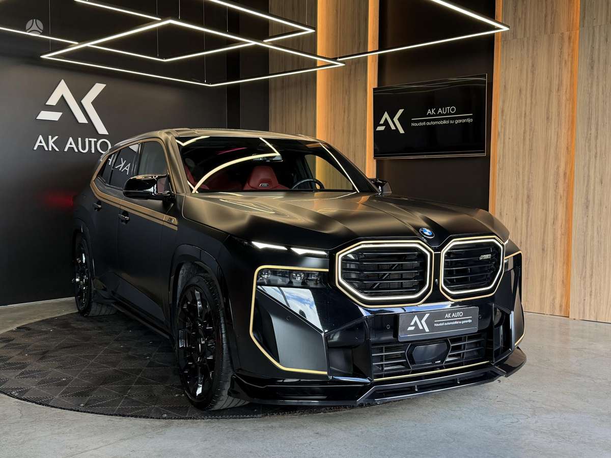 BMW XM - 3