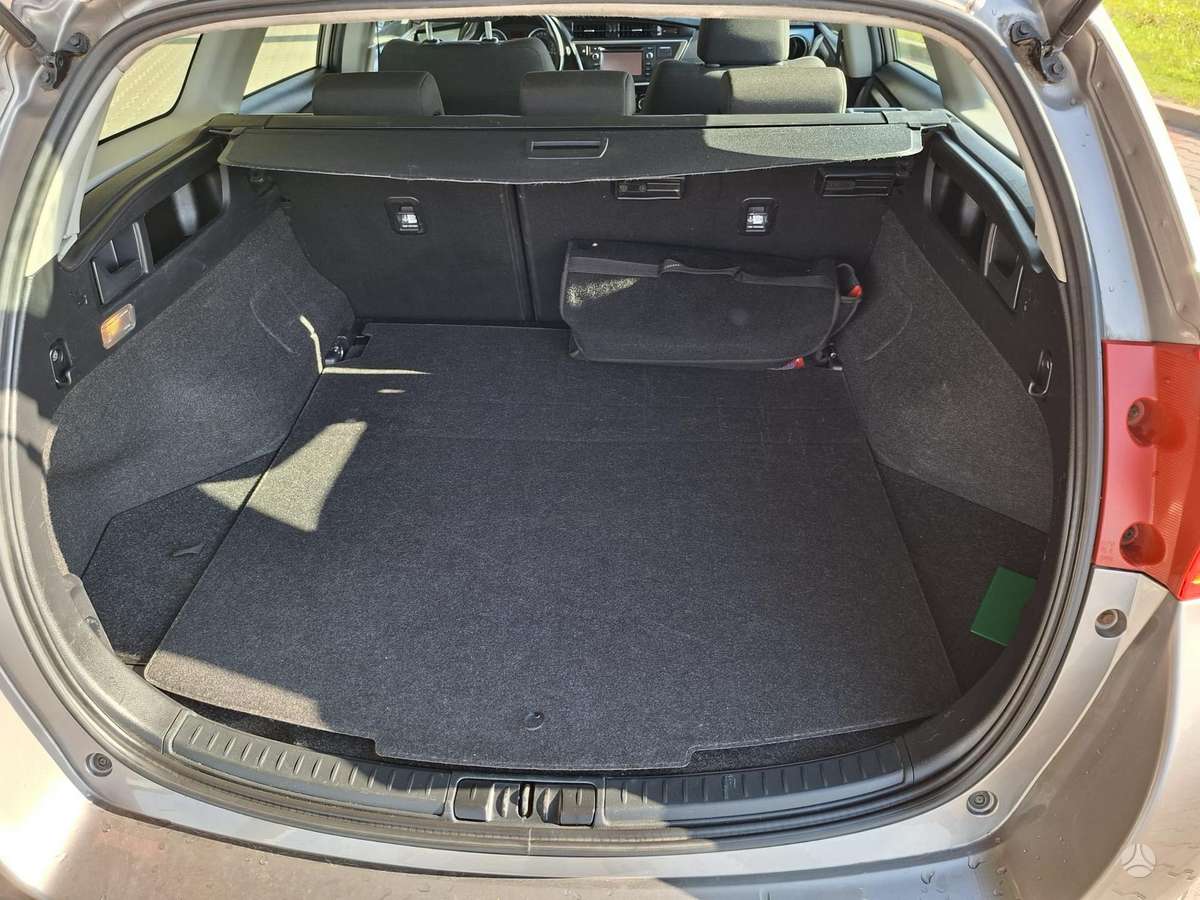 Toyota Auris - 6