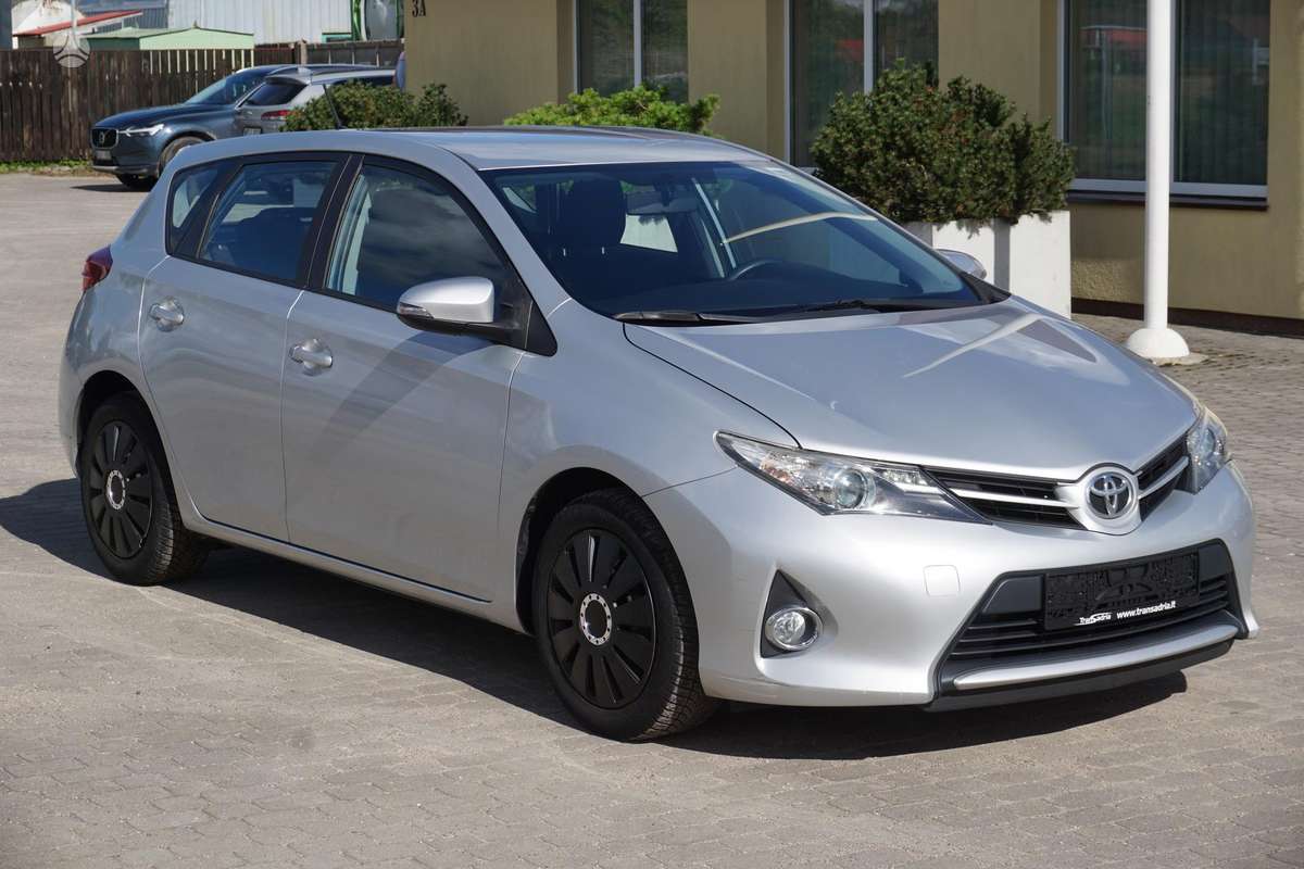 Toyota Auris, 1.3 l., hatchback