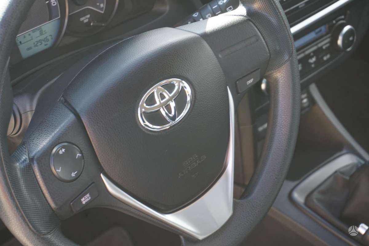Toyota Auris, 1.3 l., hatchback