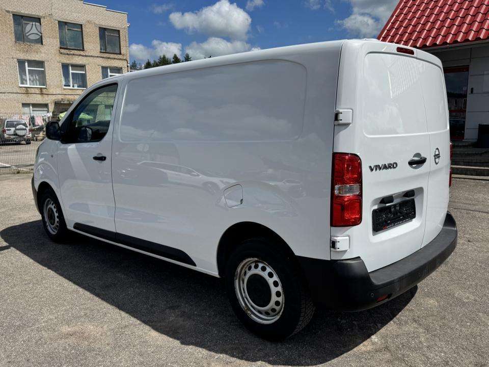 Opel Vivaro - 8
