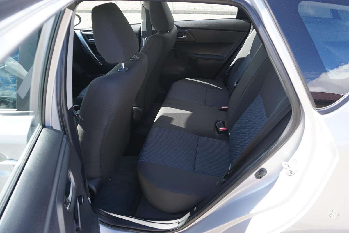 Toyota Auris, 1.3 l., hatchback