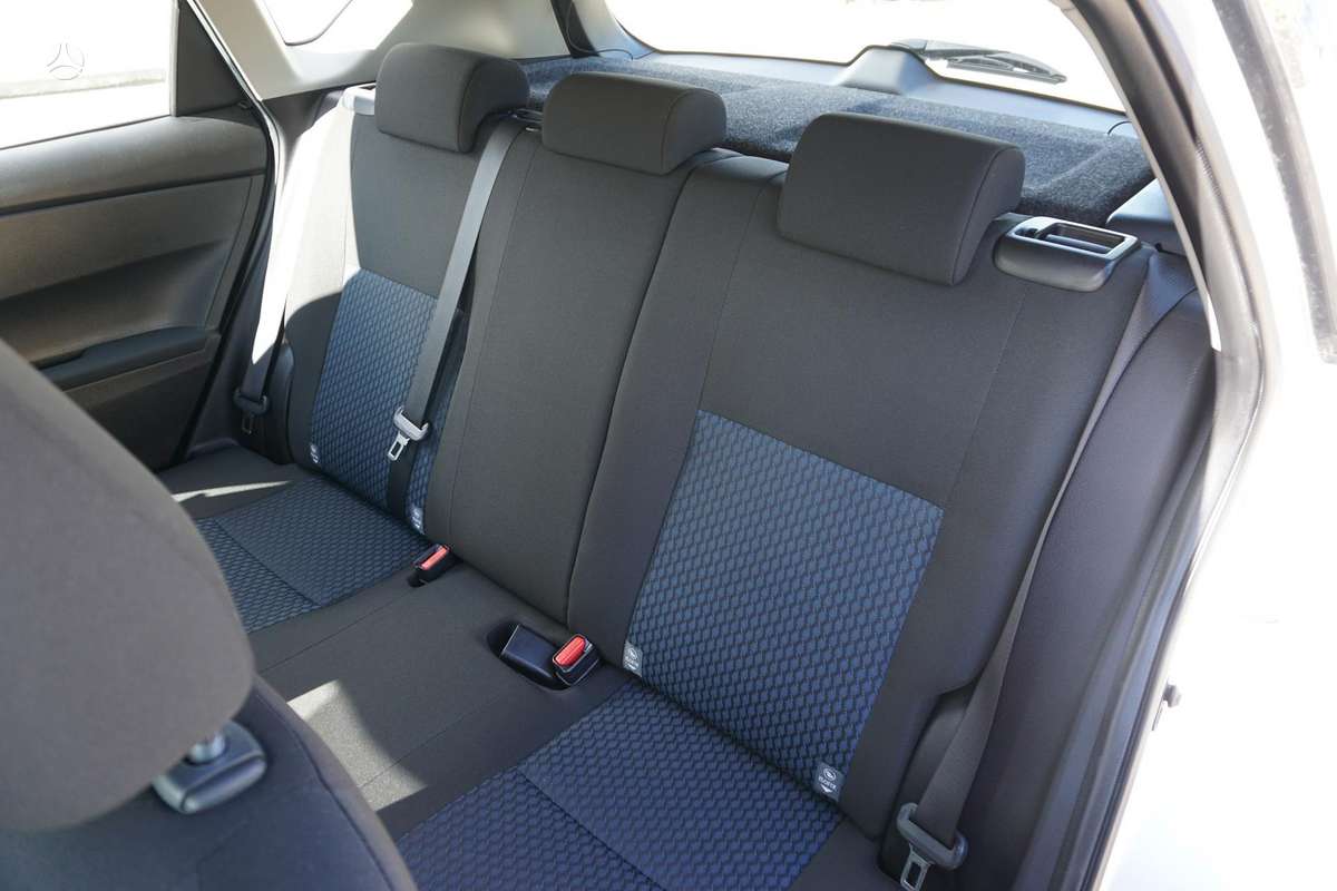 Toyota Auris, 1.3 l., hatchback