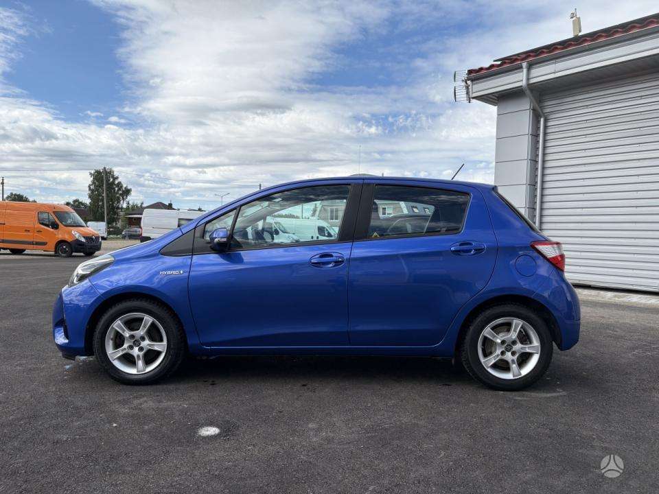 Toyota Yaris - 7