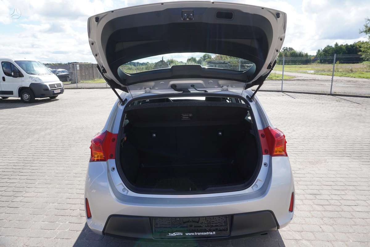 Toyota Auris, 1.3 l., hatchback
