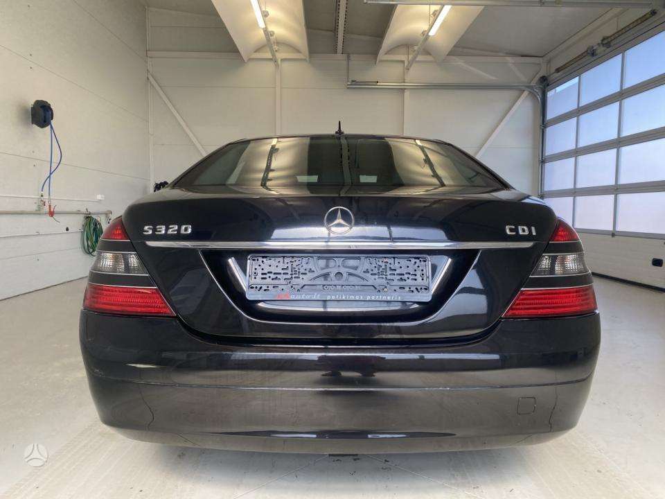Mercedes-Benz S320 - 6