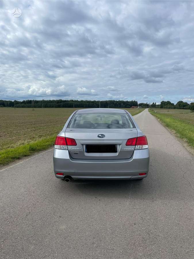 Subaru Legacy - 6