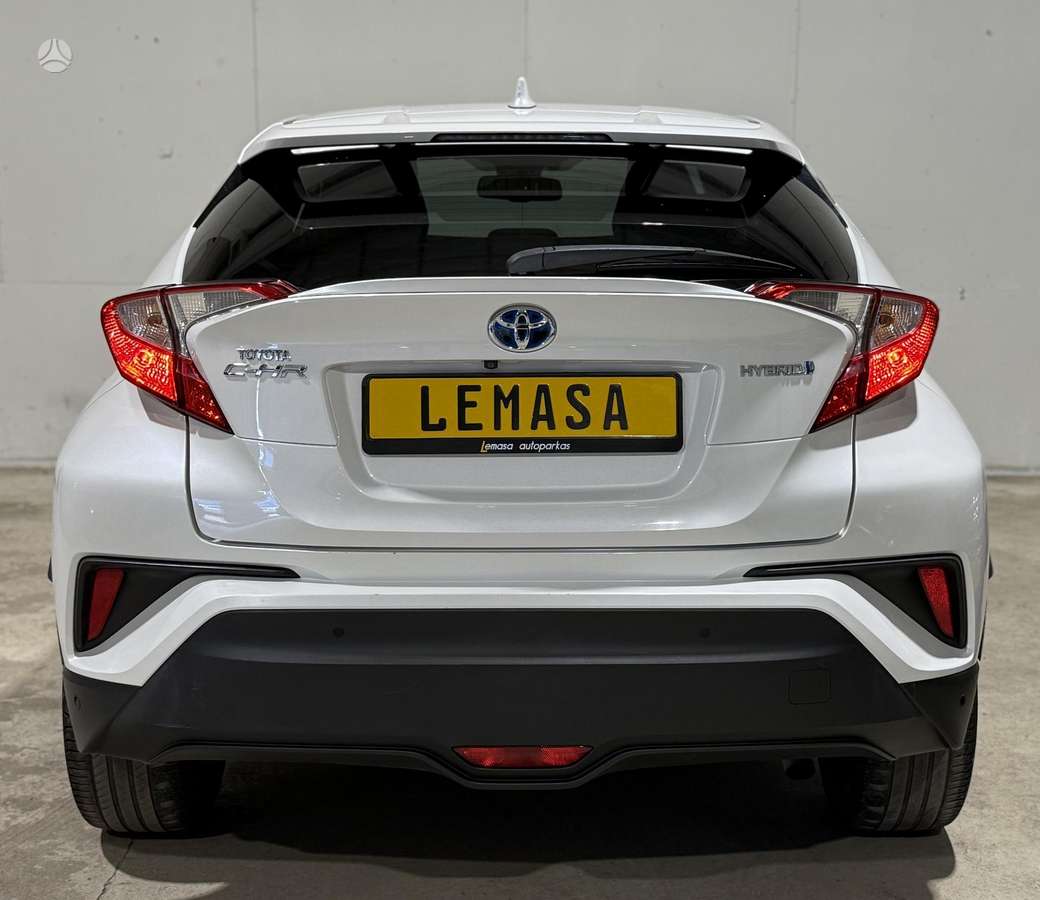 Toyota C-HR - 9