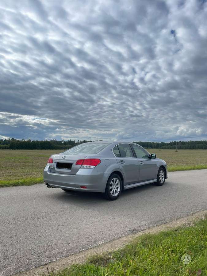 Subaru Legacy - 7