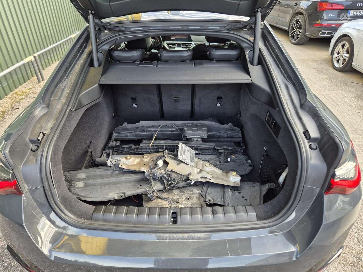 BMW M440, 3.0 l., hatchback