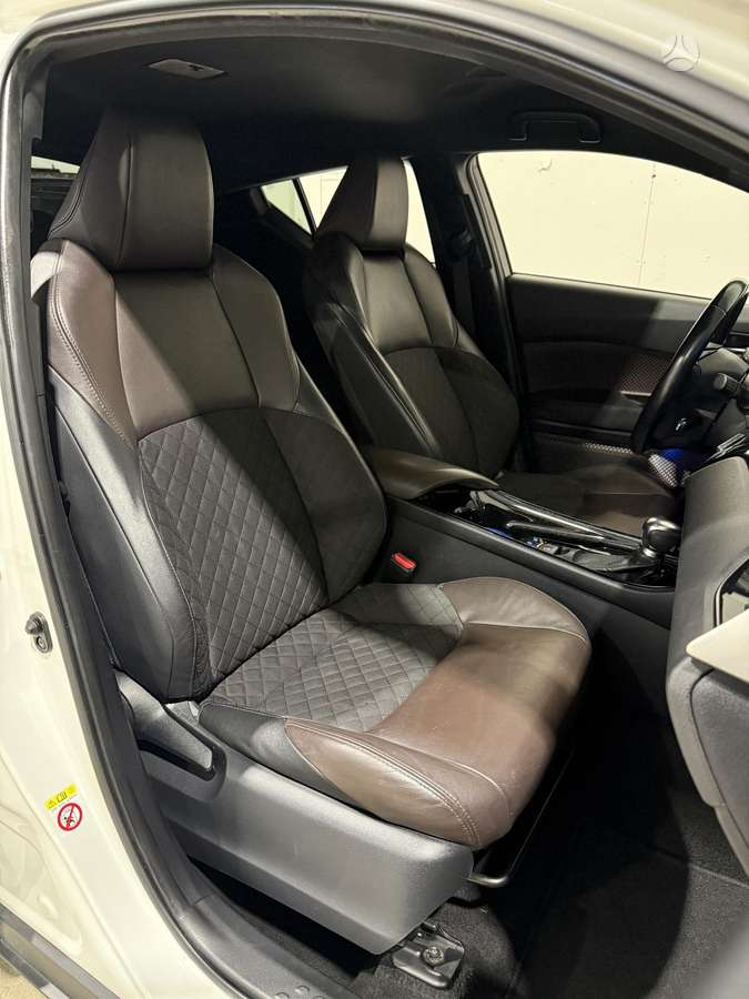 Toyota C-HR - 3